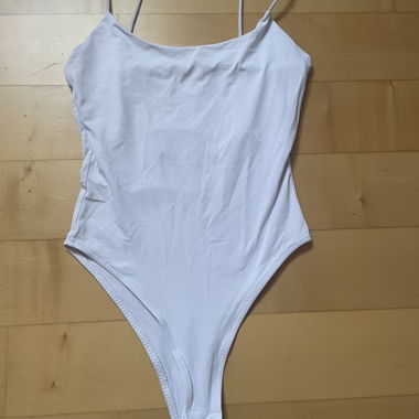 Zara-Body in Weiss