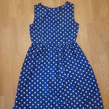 Kleid blau/weiss gepunktet Gr. M