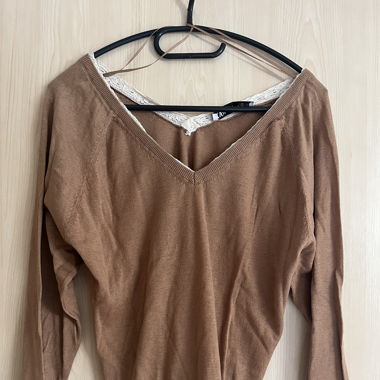 Pullover mit Spitzen