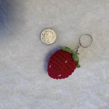 Gehäkelte Frucht-Schlüsselanhänger 