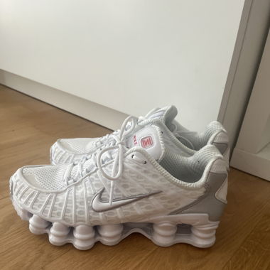 Nike Shox