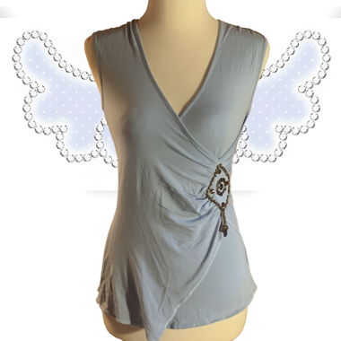 Top incrociato azzurro chiaro con decorazioni S/M