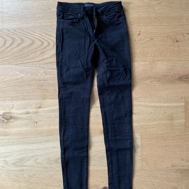 Jeans skinny scuri
