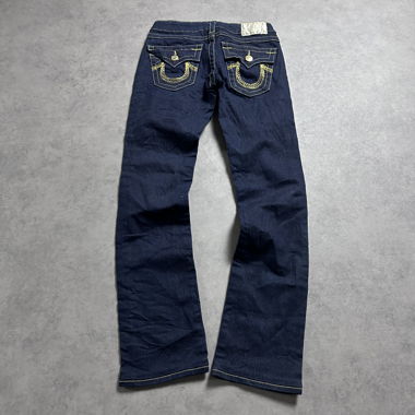 Dunkelblaue Jeanshose