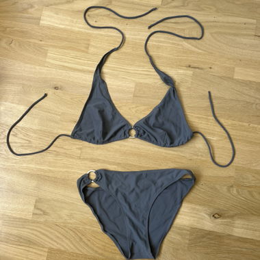 Bikini grigio scuro