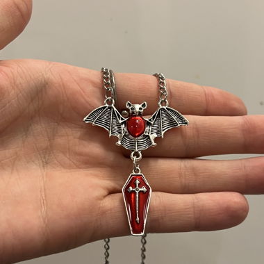 Collier Cercueil Chauve-souris