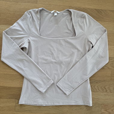Nude Long-sleeve square neck top size medium