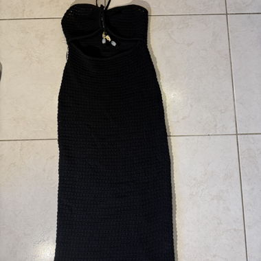 Vestito nero all'uncinetto con collo halter, Tg. S