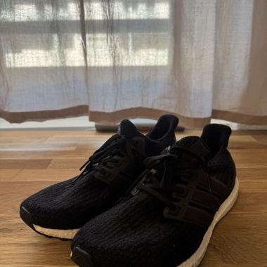 Adidas Ultra Boost Sneakers