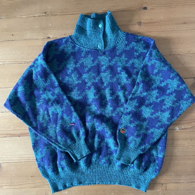 Maglione blu con collo Taglia S/M
