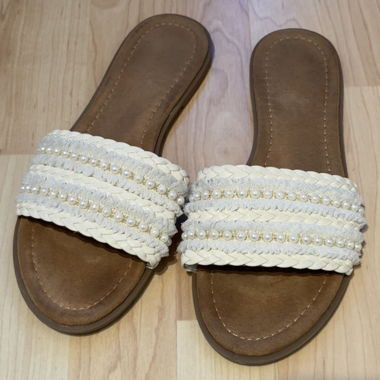 Sandales en perles