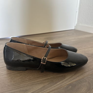 Black patent Mary-Janes