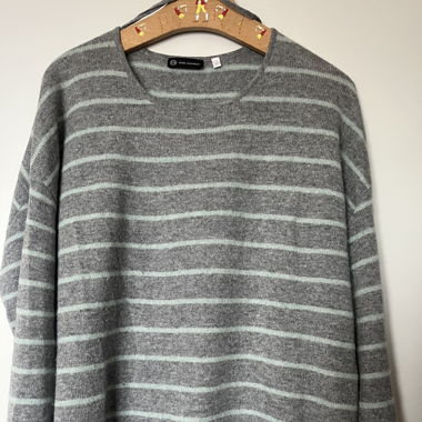 Cashmere sweater