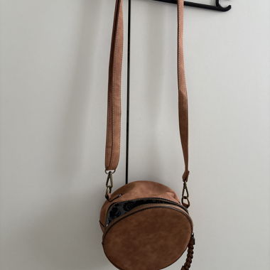 Runde Crossbody-Tasche