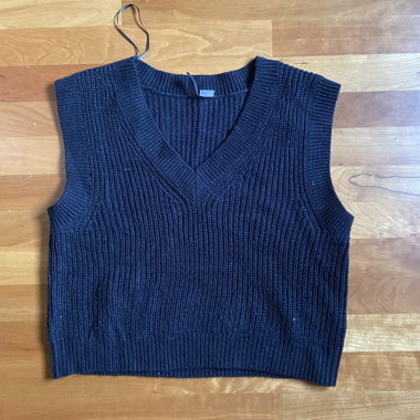 Crochet crop-top top