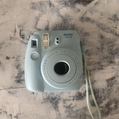 Instax Mini 8 – Blau inkl. passender Tragetasche