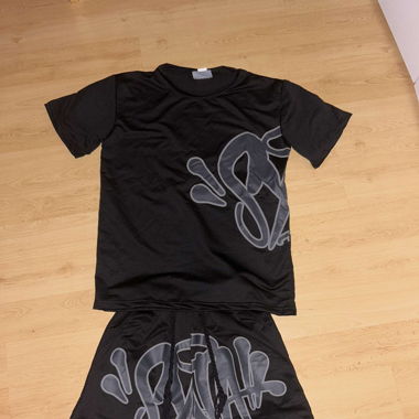 Syna black