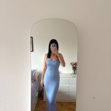 Blue floral bodycon maxi dress