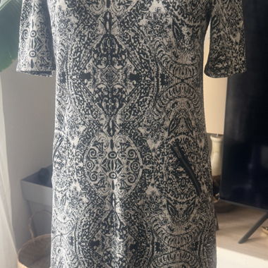 Wallis Kleid mit Muster