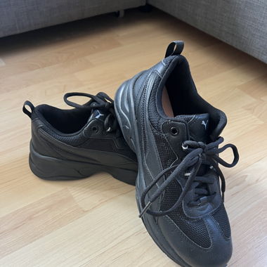 Puma Schuhe