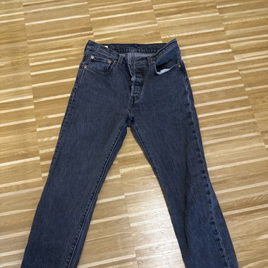 Levi‘s Jeans 501 grau/schwarz