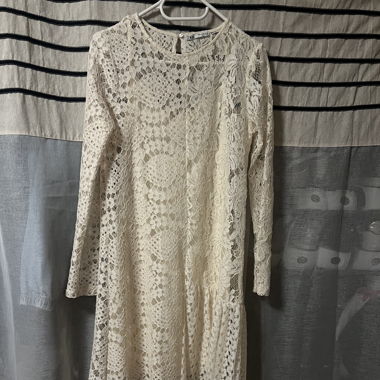 Robe crème effet dentelle 