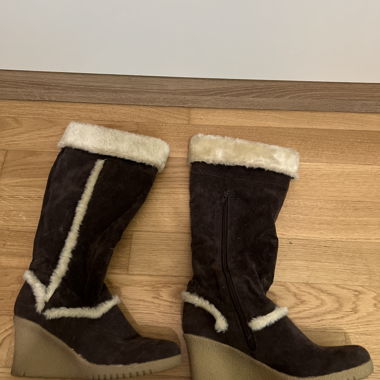Winterstiefel mit Keilabsatz