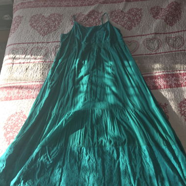 Robe turquoise à fines bretelles