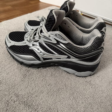 Saucony Omni 9 T. 45