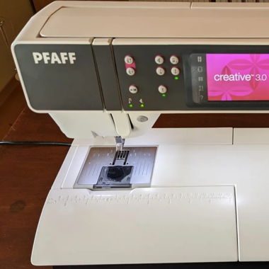 Pfaff Creative 3.0 inklusive Nähmaschine 