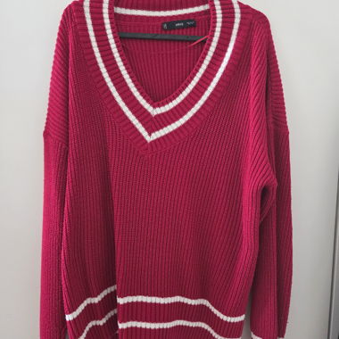 Pull col V rose