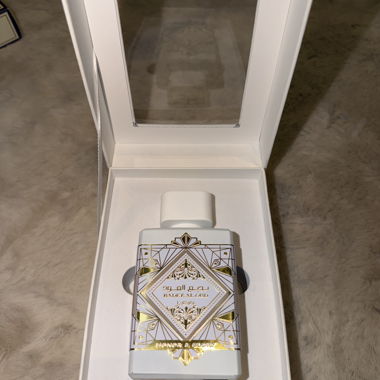 Parfum Lattafa Honor & Glory