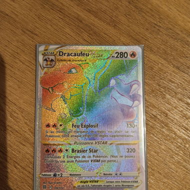 Carta Pokémon Charizard VSTAR fantasma