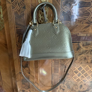 Louis Vuitton Alma BB