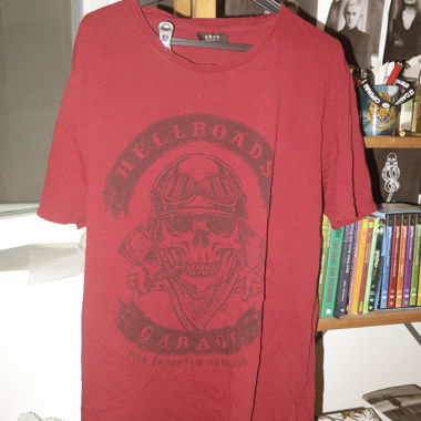 T Shirt Goth