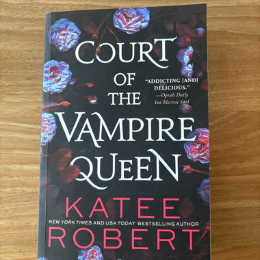 Court of the Vampire Queen