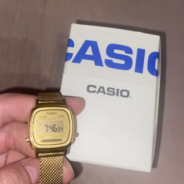 Casio Uhr gold