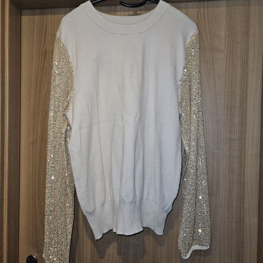 Pull beige a paillettes