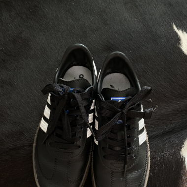 Adidas Sambarose