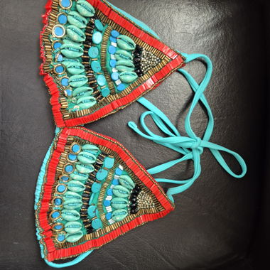 Haut de bikini avec perles