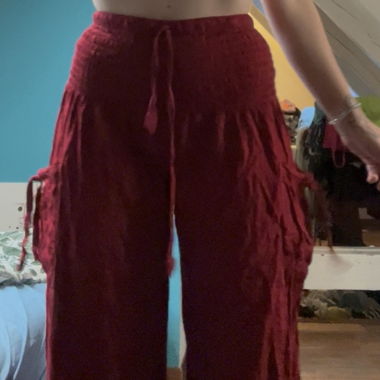 Pantaloni rossi ampi con coulisse