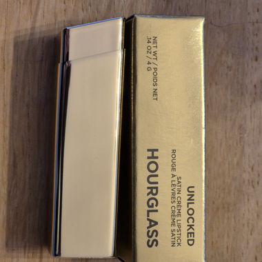 Rouge à lèvres HOURGLASS Unlocked - Sahara 310