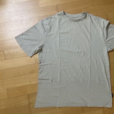 Beiges Tshirt