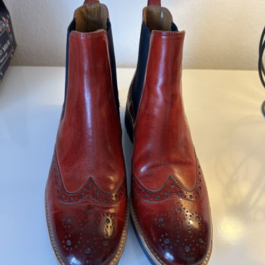 Bottines rouges Lewis & Hamilton