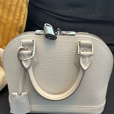 Louis Vuitton sac Alma BB