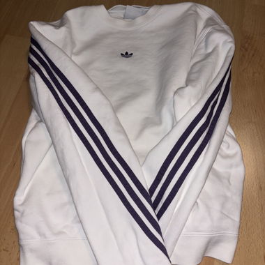 Vintage Adidas sweater