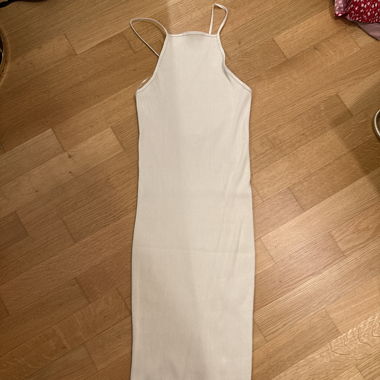 enges kleid