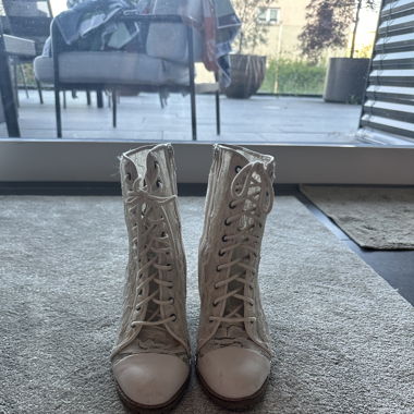 Boots Size 41