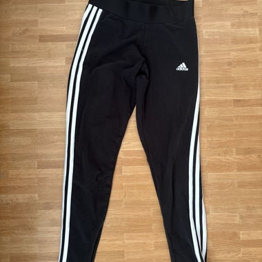 Leggings sportivi adidas neri con tre bande