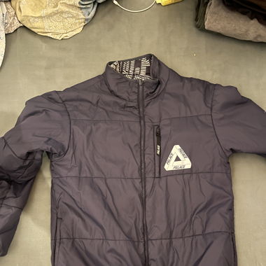 Palace Downenjacke